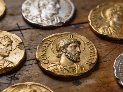 Constans II's Coins: How a Byzantine Emperor's Image Tracked Crisis Currency Information