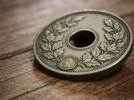 Australia Issues Holey Dollar Coin to Mark 60 Years with Mexico Currency Information
