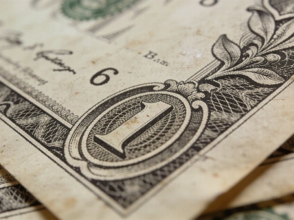 Davenport's Charter 15 Bank Issued $2.9 Million in Notes Currency Information