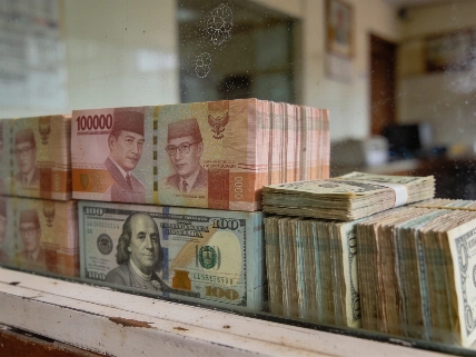 Indonesian Rupiah Faces Ongoing Pressure as USD/IDR Forecast Rises Currency Information