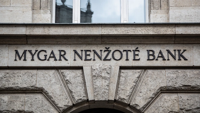 Hungary set to lower inflation target as forint tracks energy swings Currency Information