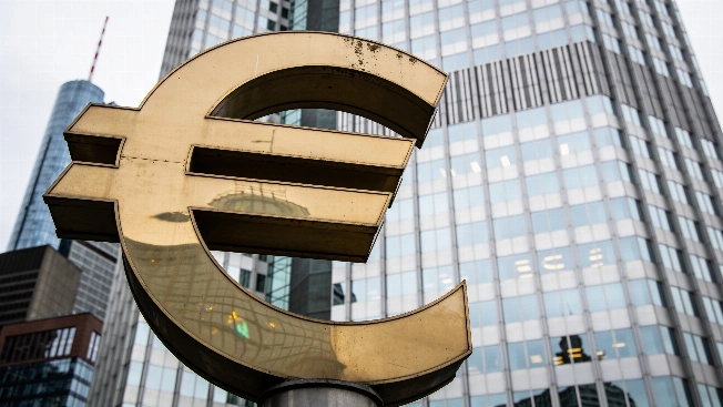 Euro to Dollar Faces Key Test as Recovery Meets Resistance Currency Information