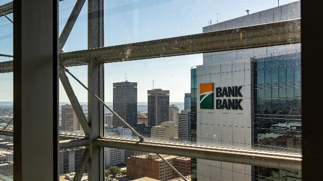 Abu Dhabi First Bank wins court fight for South Africa entry Currency Information